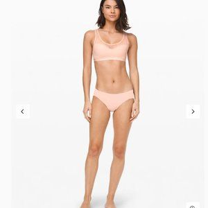 Lululemon Shadow Mesh Bra Leaf A/B Cup Size M